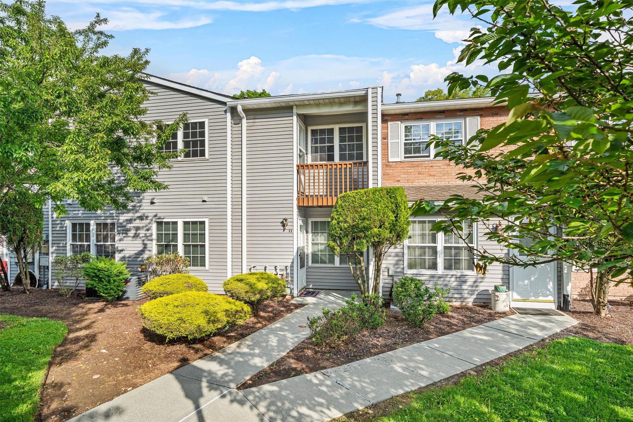 65 Jimal Drive, Middletown, New York image 2