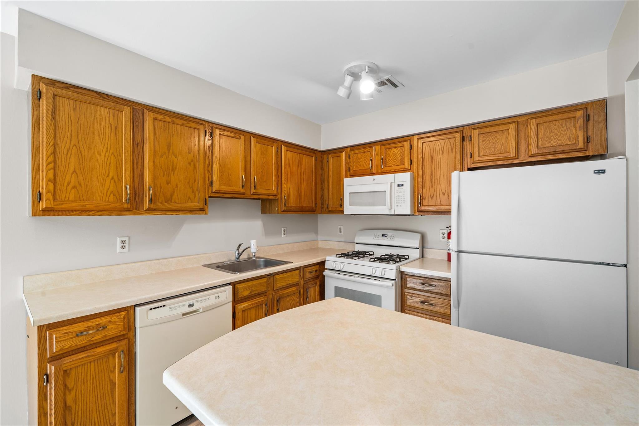 65 Jimal Drive, Middletown, New York image 13