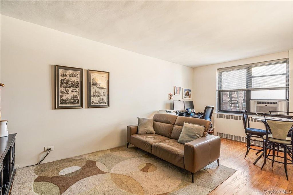 Photo of 67-35 Yellowstone Blvd Blvd #7N, Forest Hills, NY 11375 (MLS # 950581)