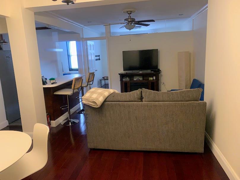 78 Street 710, Elmhurst, Queens, NY - 2 Bedrooms  
1 Bathrooms  
5 Rooms - 