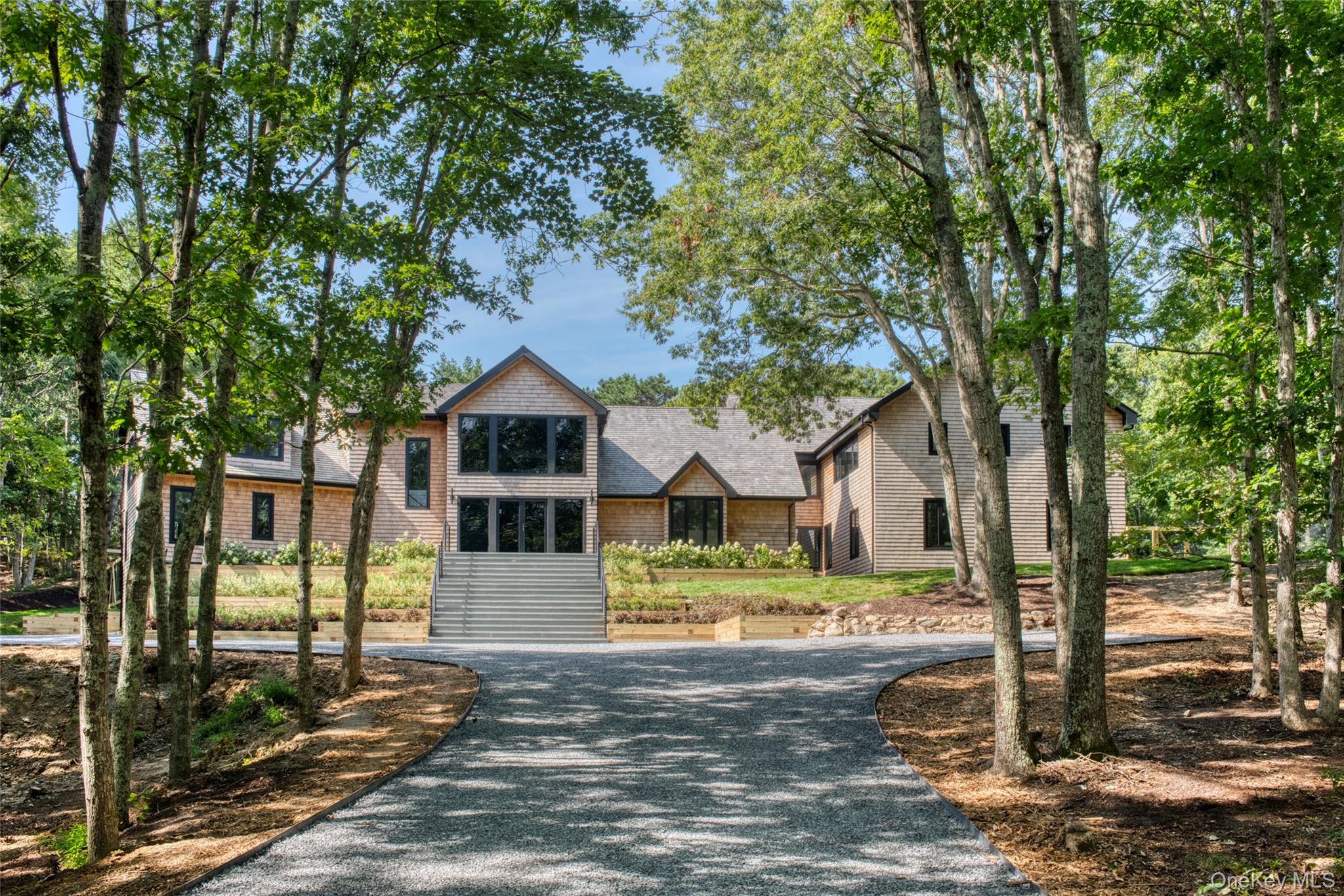 560 Little Noyac Path
