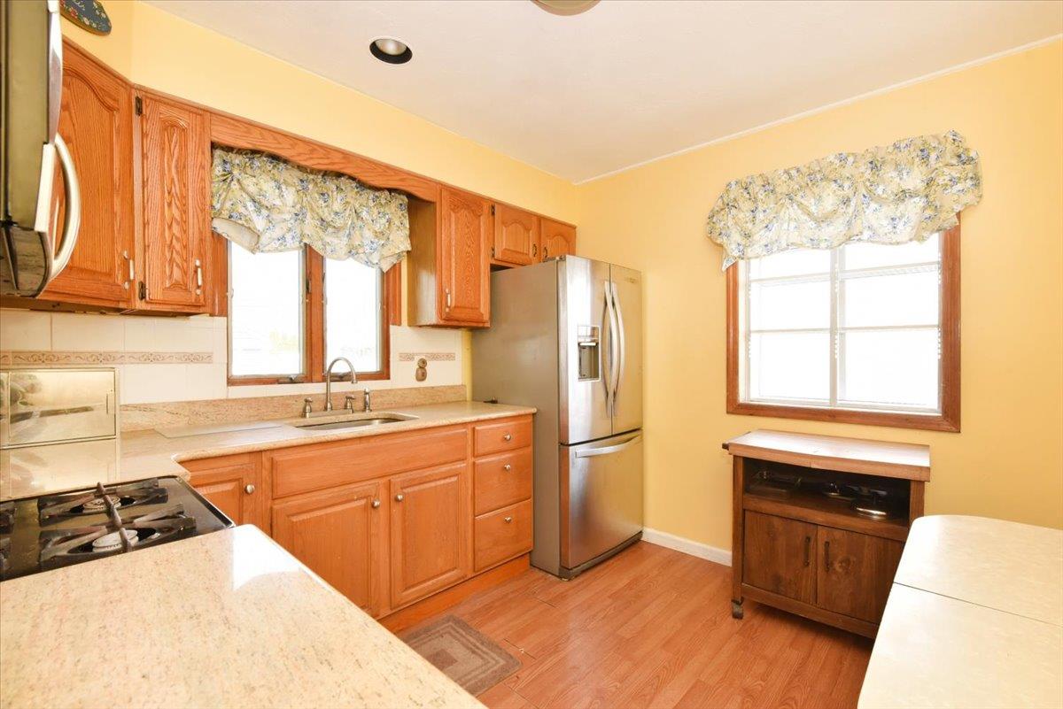 3981 Old Post Road, Seaford, New York image 8