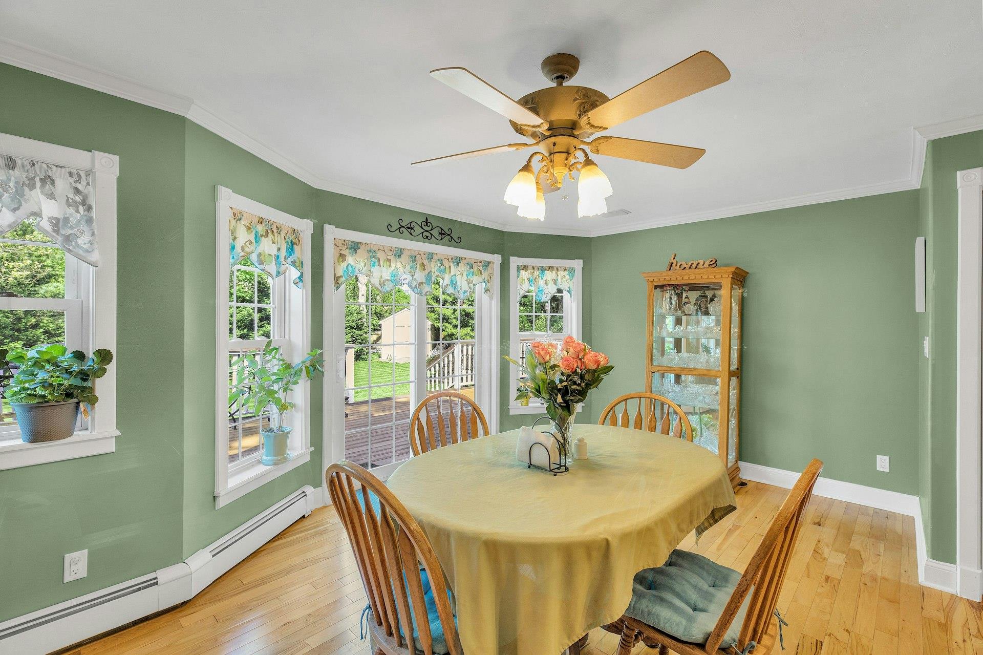 614 Spruce Avenue, Sayville, New York image 9