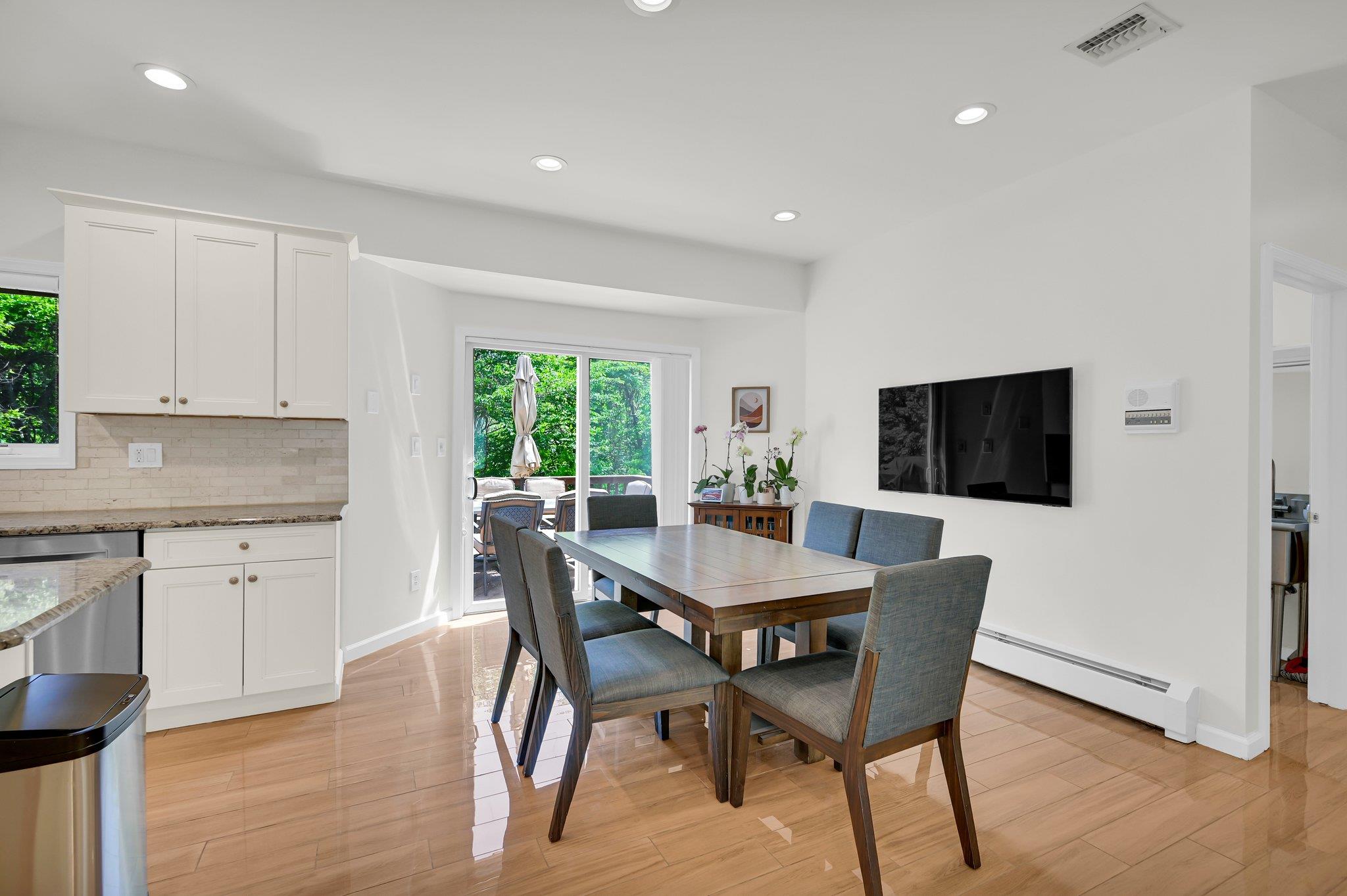 47 Roberts Road, New City, New York image 17