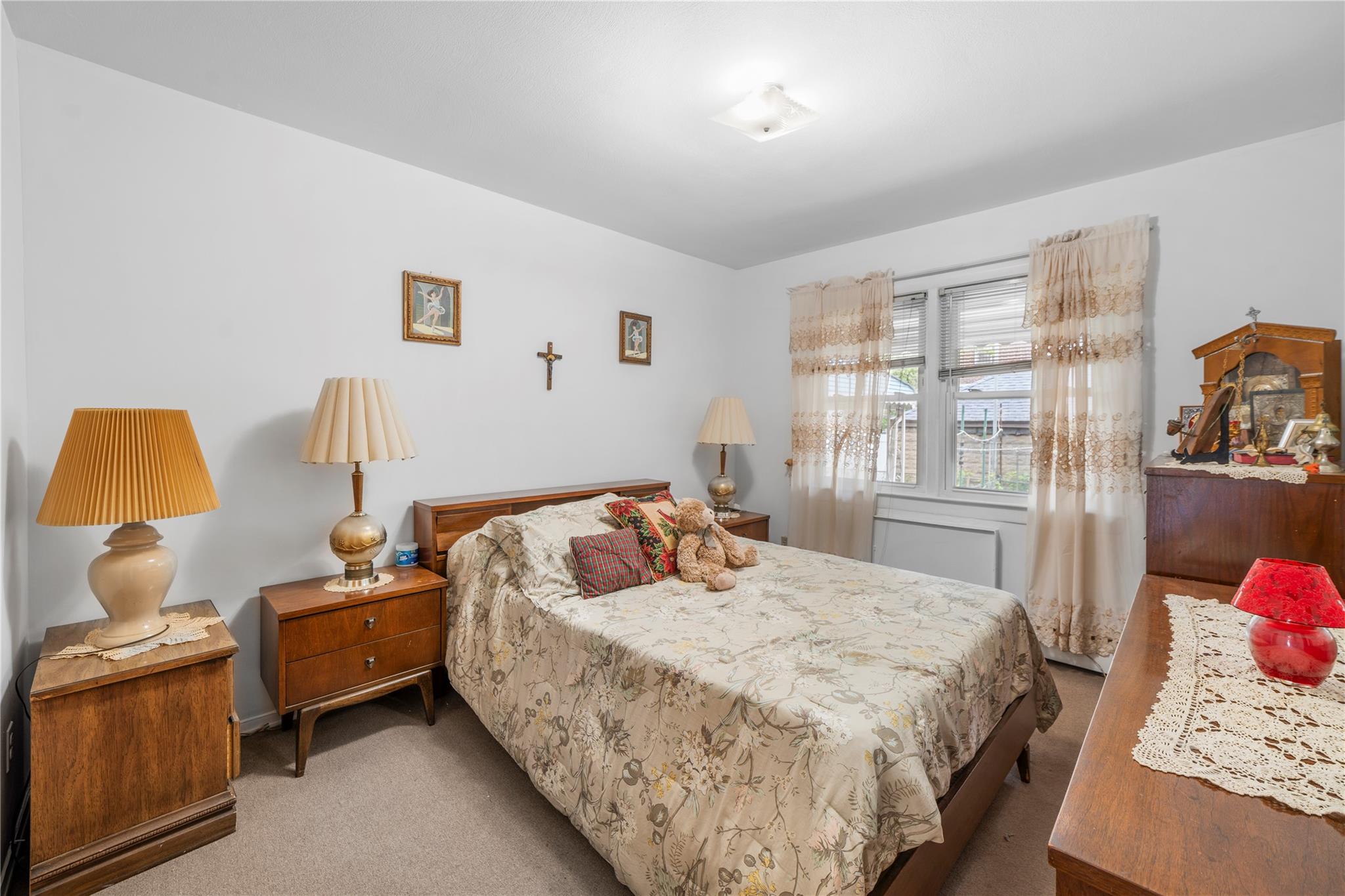137th Street, Flushing, Queens, NY - 5 Bedrooms  
4 Bathrooms - 