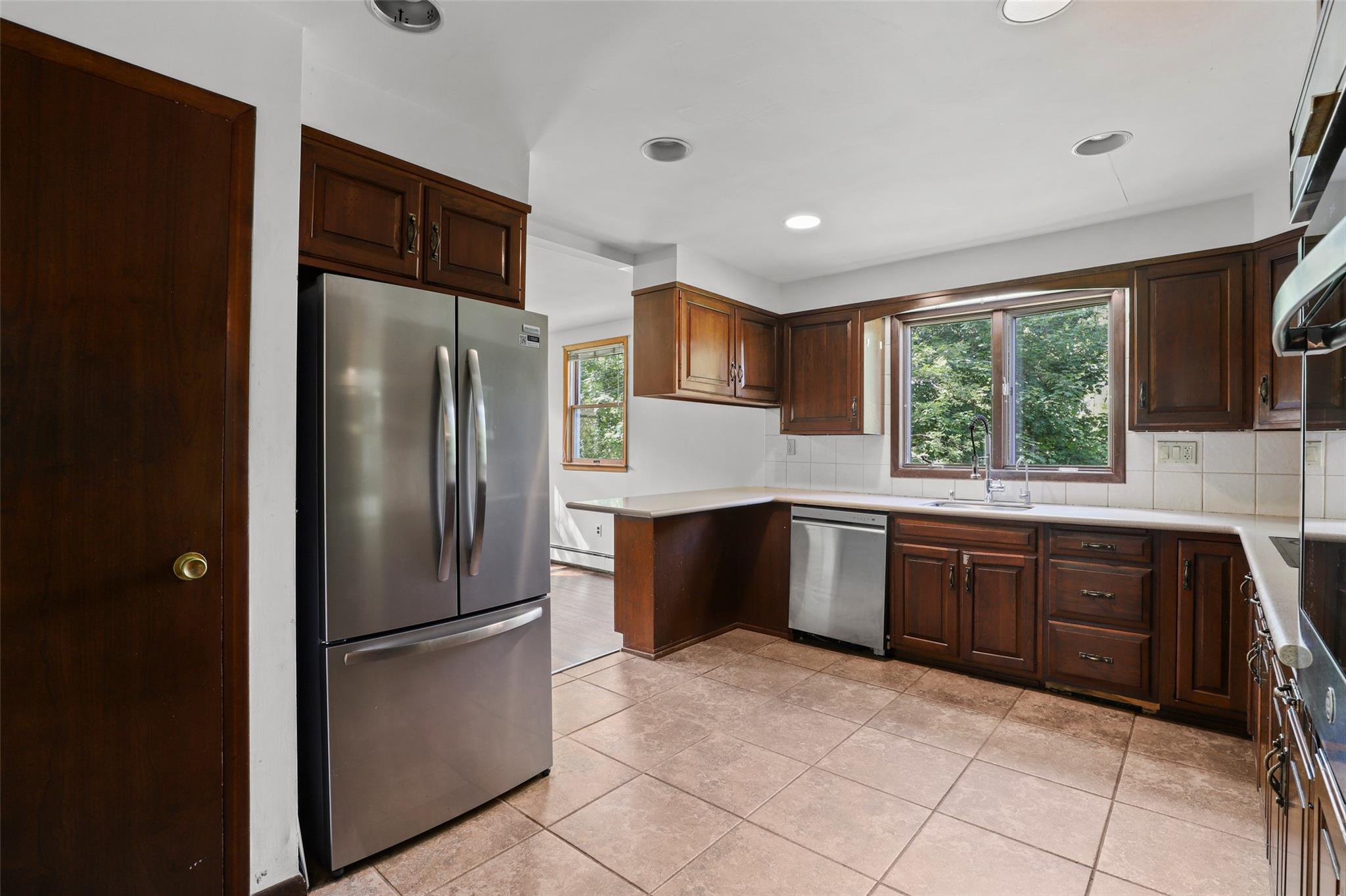 53 James Street, West Harrison, New York image 15