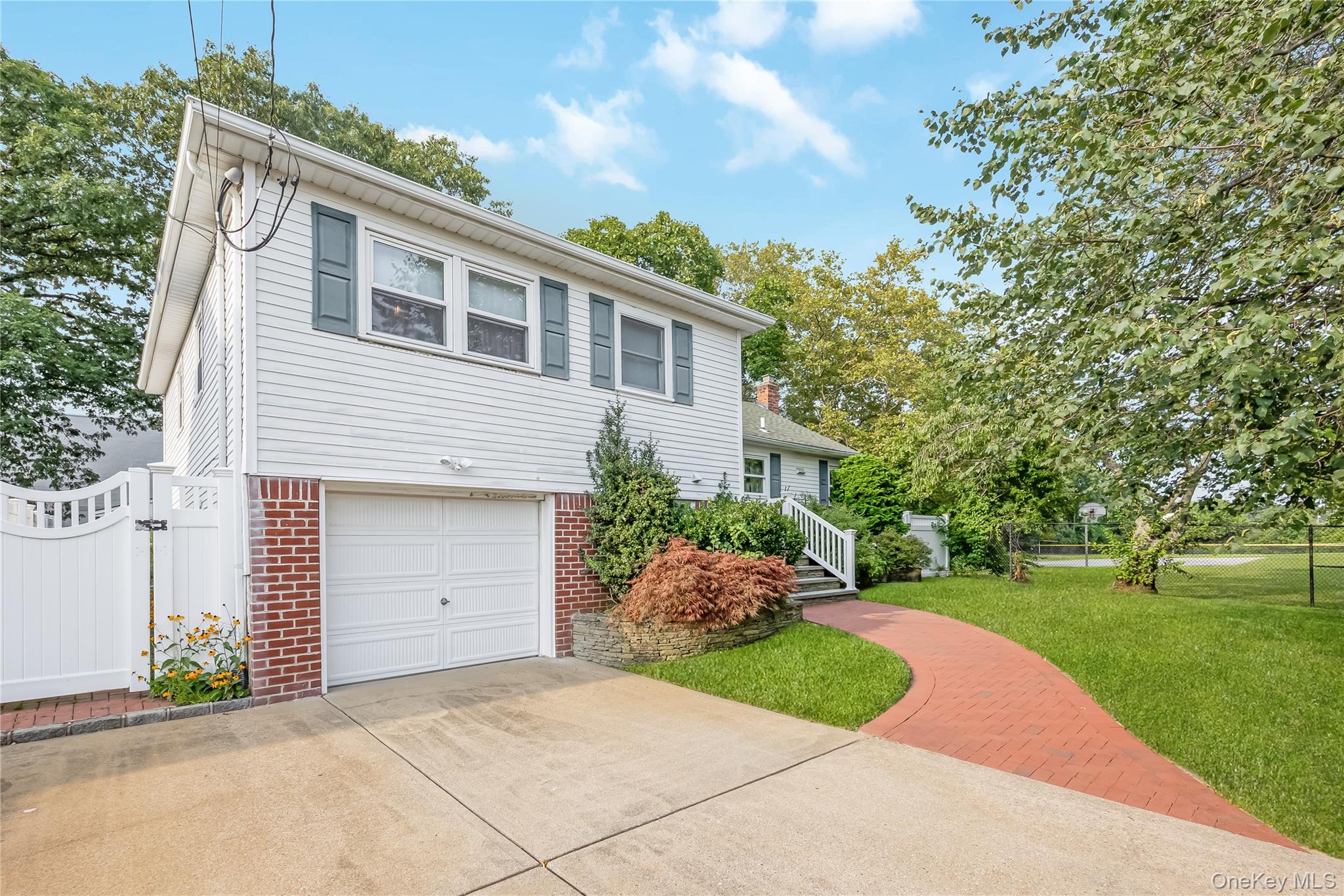 42 Richard Place