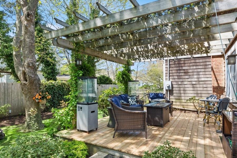 3320 S Oregon Road, Mattituck, New York image 24