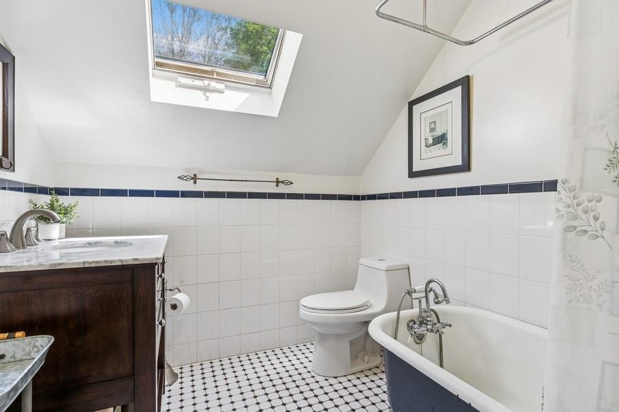 3320 S Oregon Road, Mattituck, New York image 12