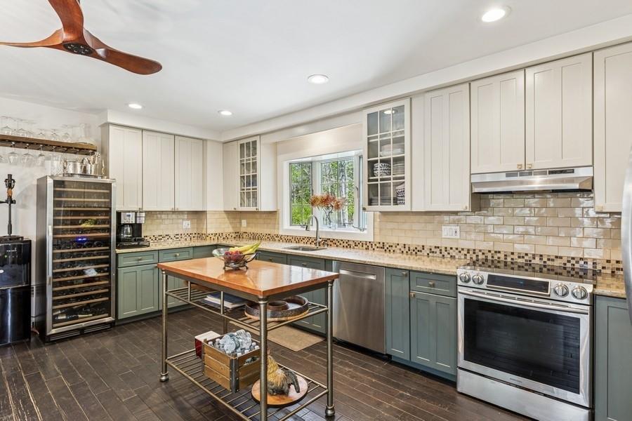 3320 S Oregon Road, Mattituck, New York image 17