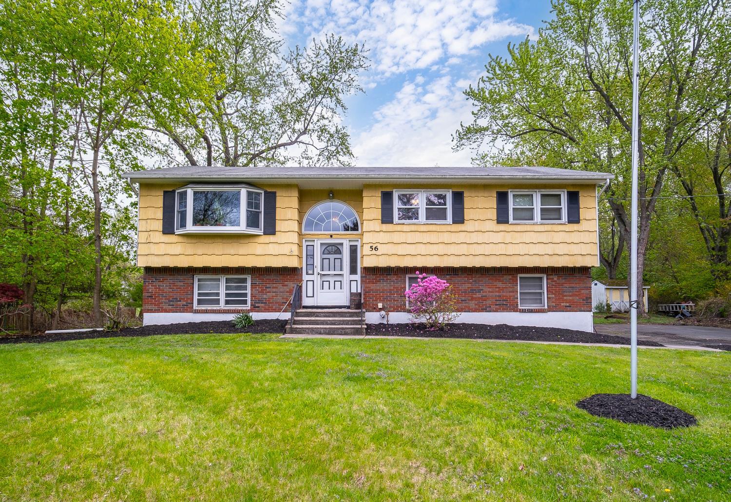 56 Branchville Road, Valley Cottage, New York image 2