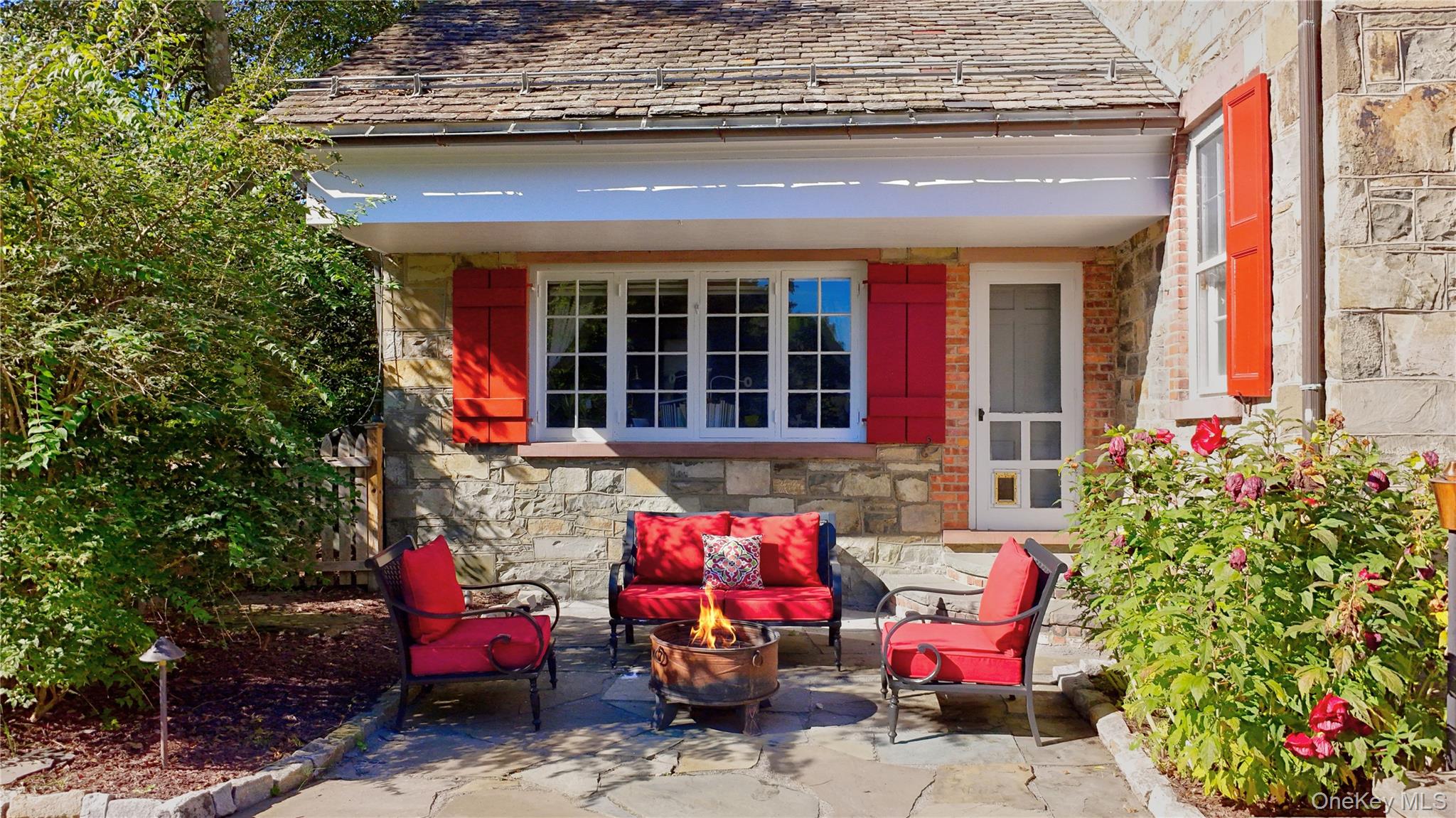 102 Pleasant Hill Road