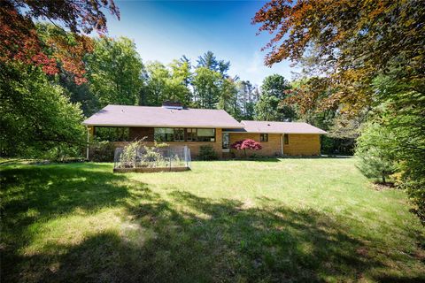 1 Ridge Road Tuxedo Park NY 10987