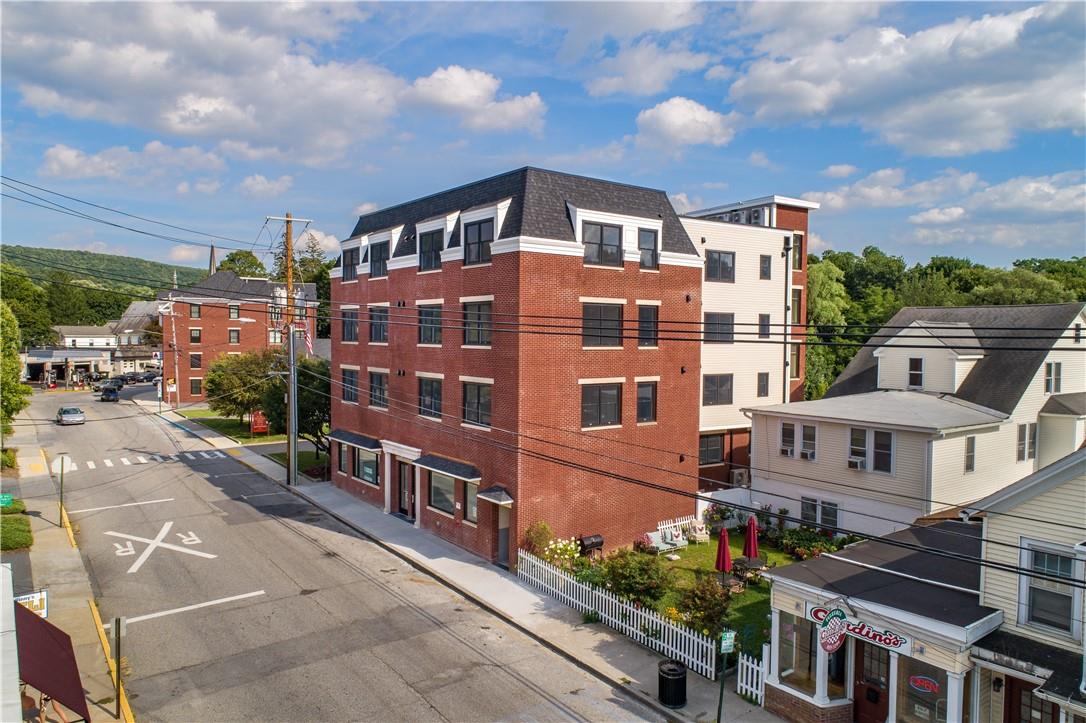 Rental Property at E Main Street 3D, Pawling, New York - Bedrooms: 1 
Bathrooms: 1 
Rooms: 2  - $1,700 MO.