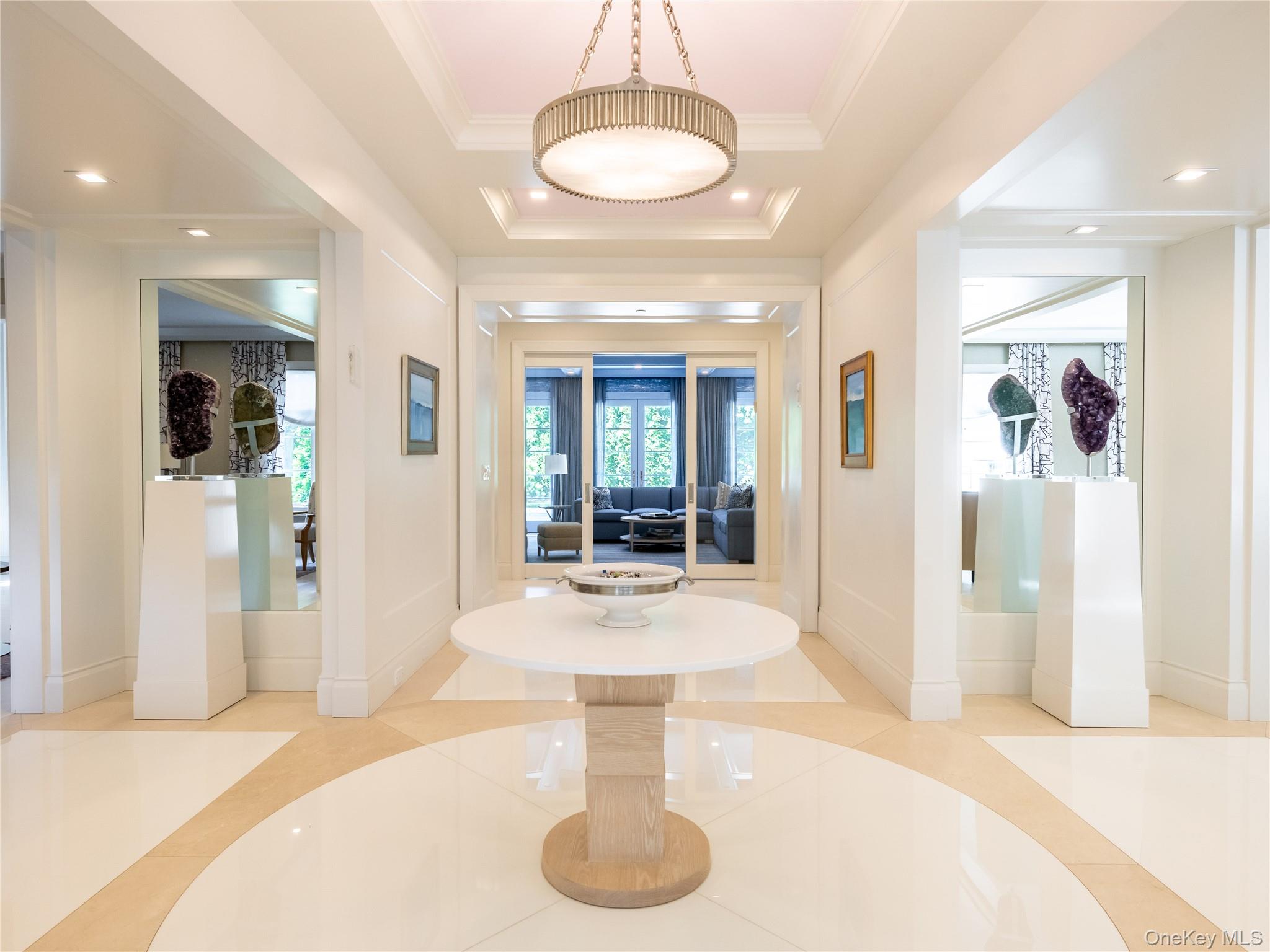 16 Ridge Drive E