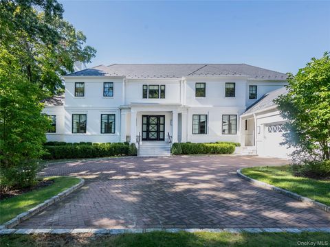 16 Ridge Drive E Great Neck NY 11021