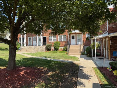 Photo of 276 Temple Hill Road Rd #2606, New Windsor, NY 12553 (MLS # 903860)