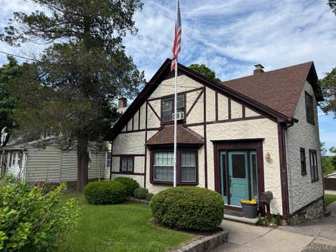 Photo of 20 Hillside Avenue, Huntington, NY 11743 (MLS # 1006121)