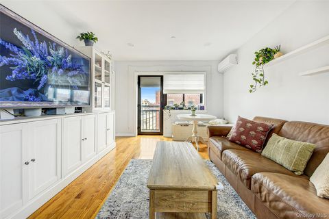 Photo of 84-05 Queens Boulevard #5C, Elmhurst, NY 11373 (MLS # 976605)