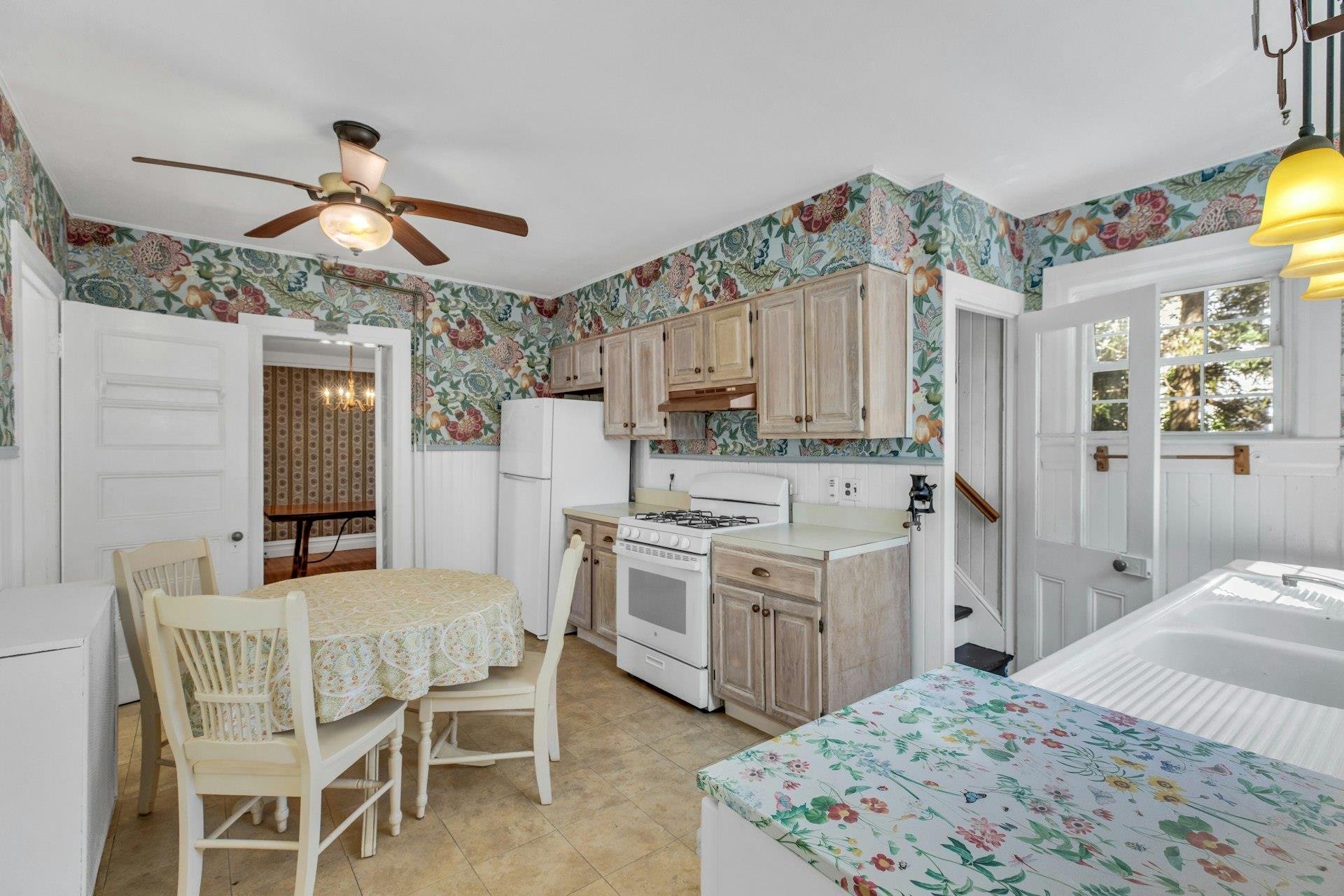 269 Candee Avenue, Sayville, New York image 6