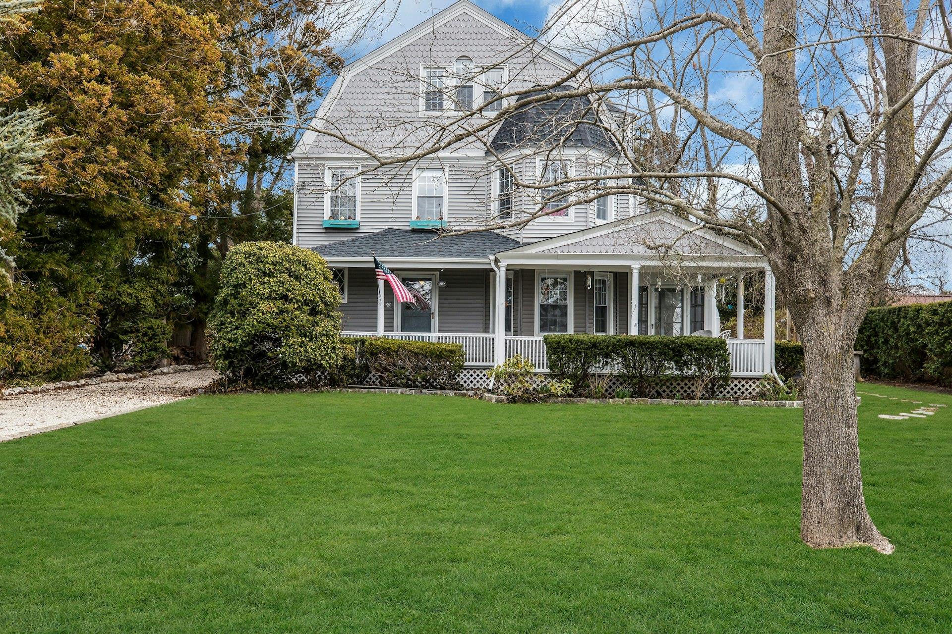 269 Candee Avenue, Sayville, New York image 1