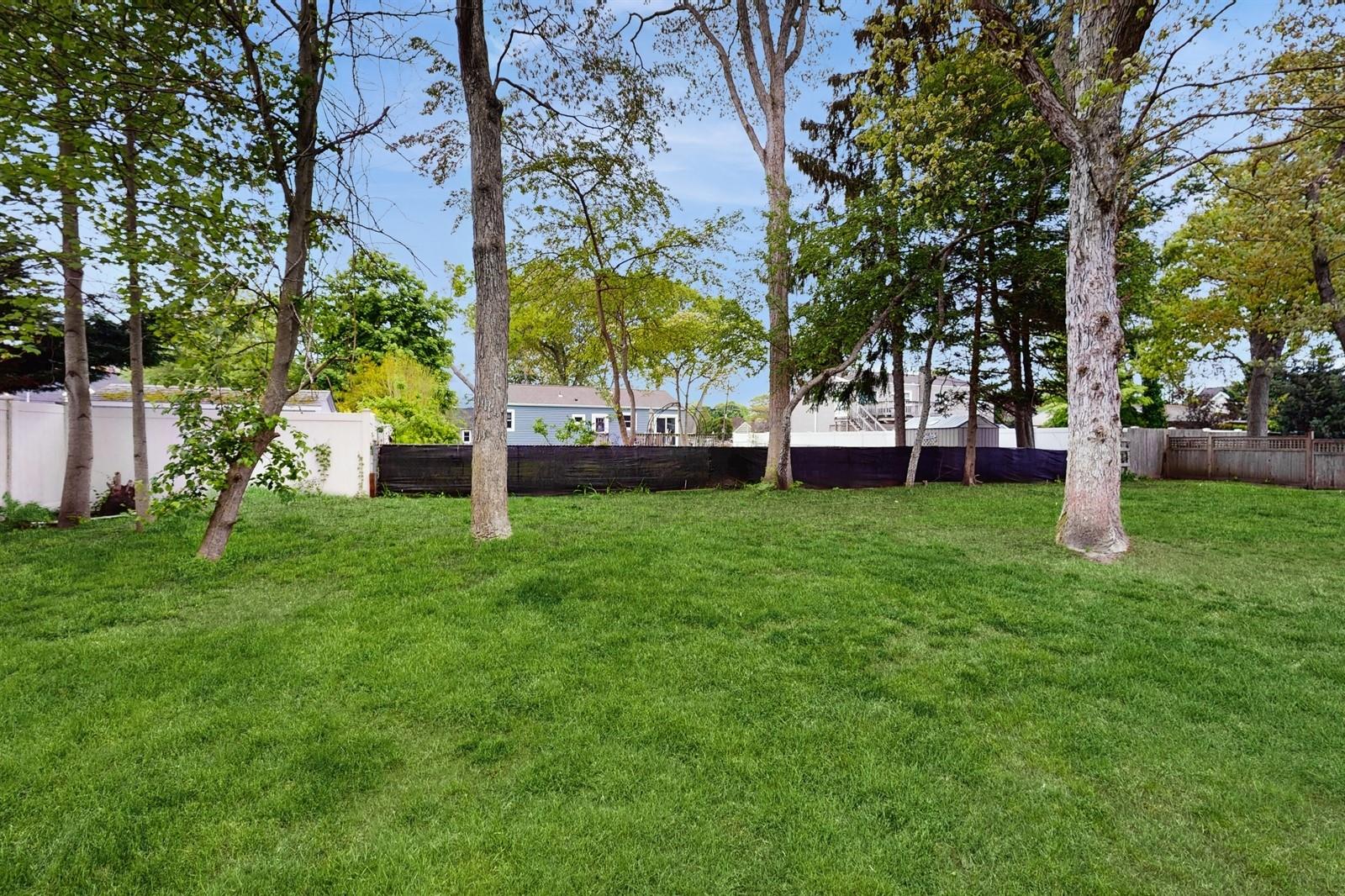 431 Renee Drive, Bayport, New York image 24