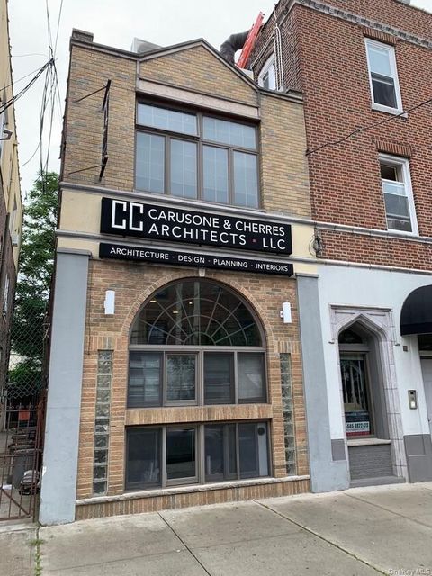 31-85 30th Street Astoria NY 11106