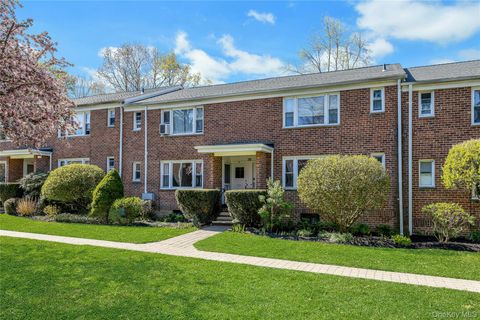 Homes For Sale - 39 Carpenter Avenue #A<br/> Westchester County, Mount Kisco, NY 10549