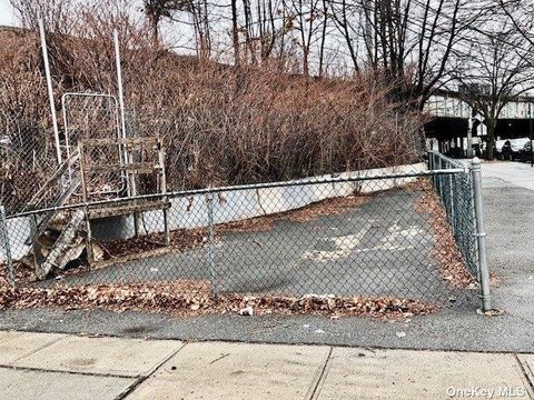 5701 39th Avenue Woodside NY 11377