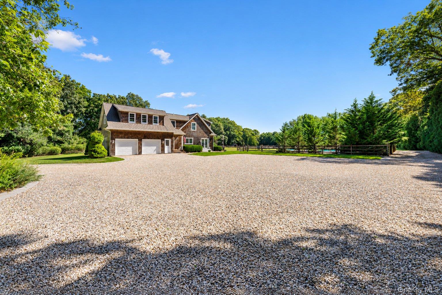 66 Woodlawn Avenue