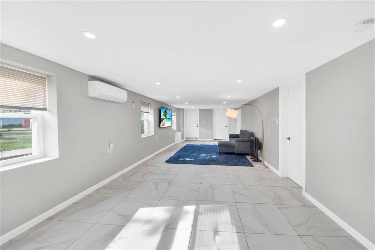 176 Edgepark Road, White Plains, New York image 28