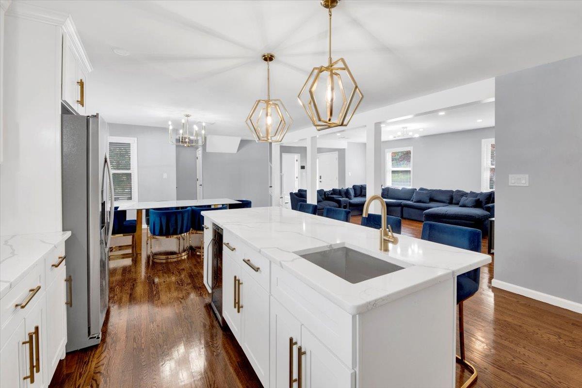 176 Edgepark Road, White Plains, New York image 7