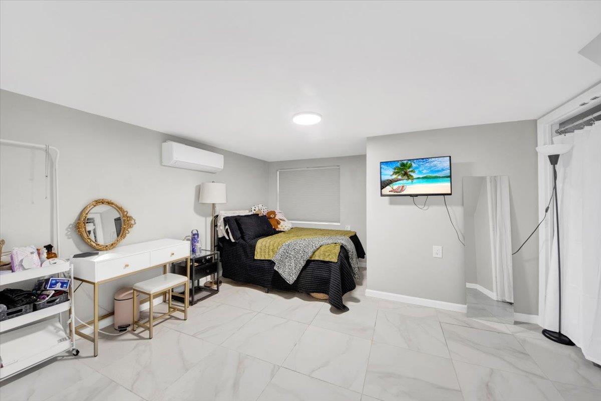 176 Edgepark Road, White Plains, New York image 30