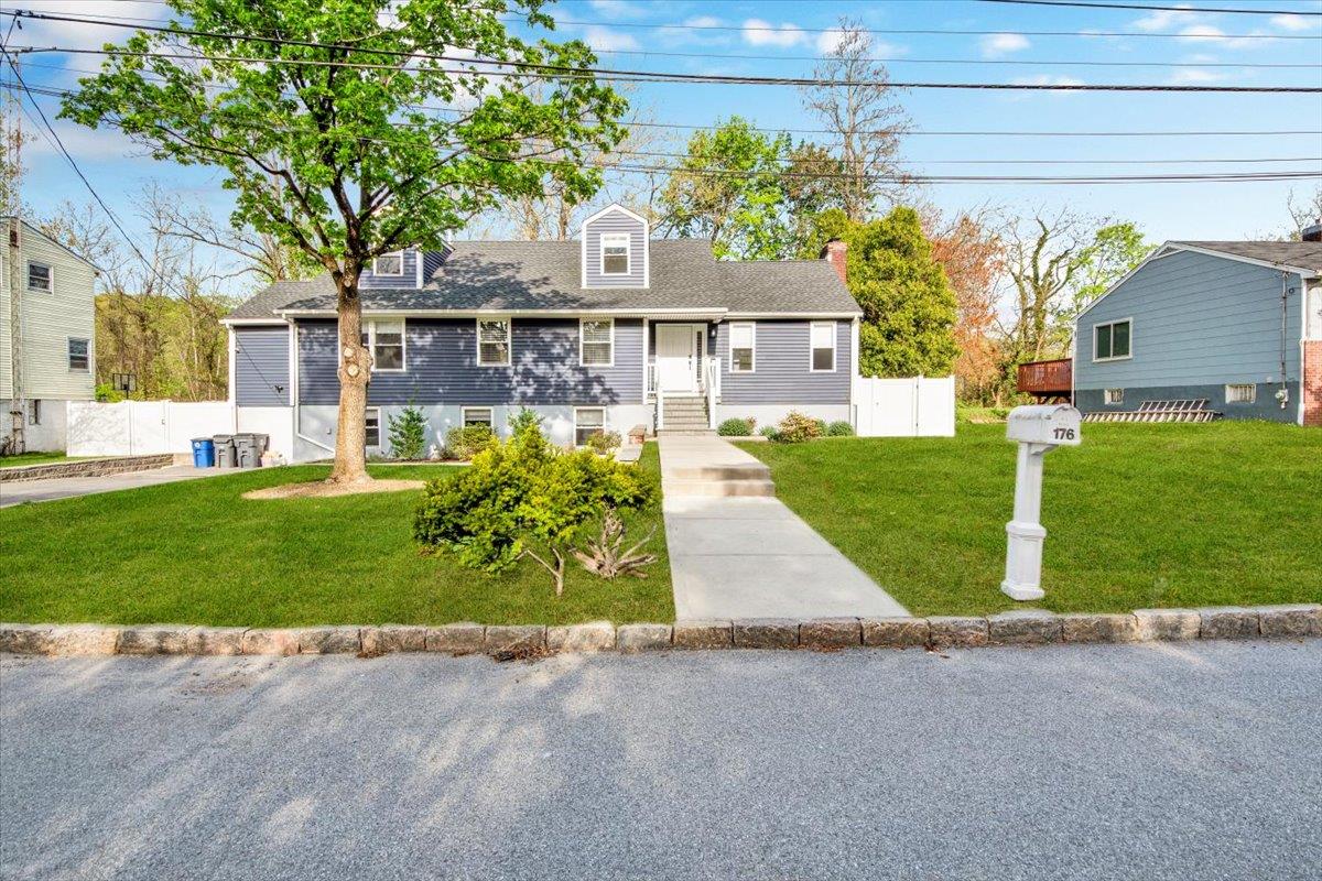 176 Edgepark Road, White Plains, New York image 43