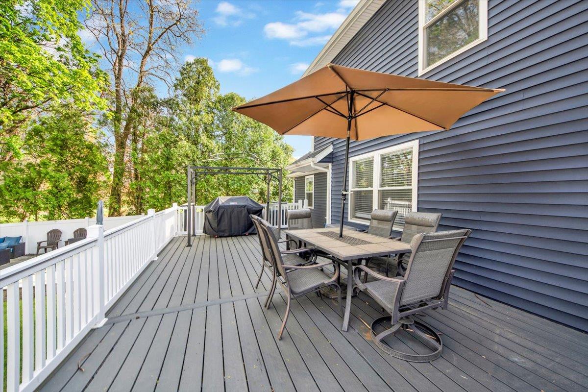 176 Edgepark Road, White Plains, New York image 36
