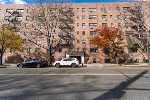 Homes For Sale - 2545 Sedgwick Avenue #4H<br/> Bronx, NY 10468