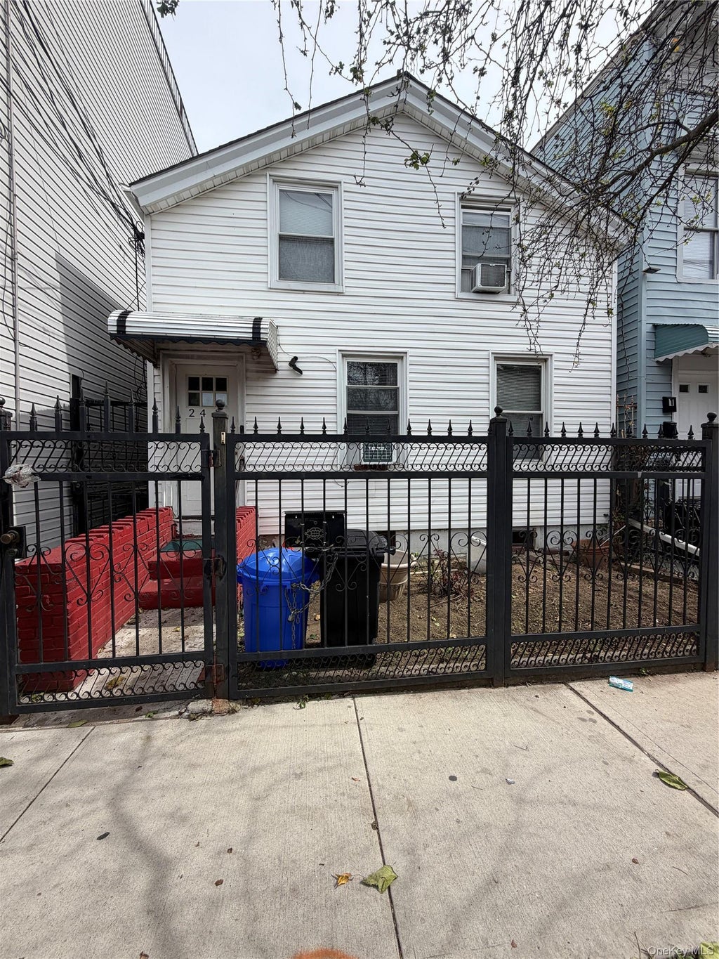Photo of 243 Schenck Avenue, Brooklyn, NY 11207 (MLS # 1055375)