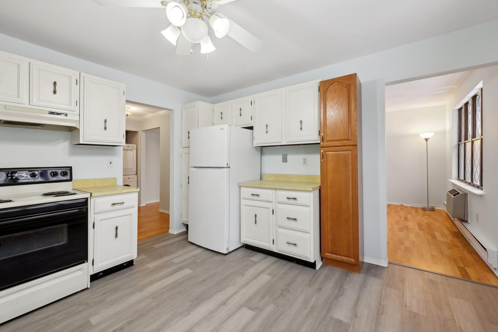 702 Sierra Vista Lane, Valley Cottage, New York image 4