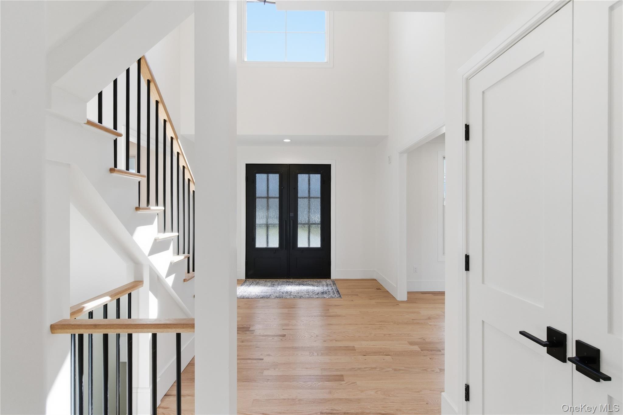 12 School House Lane