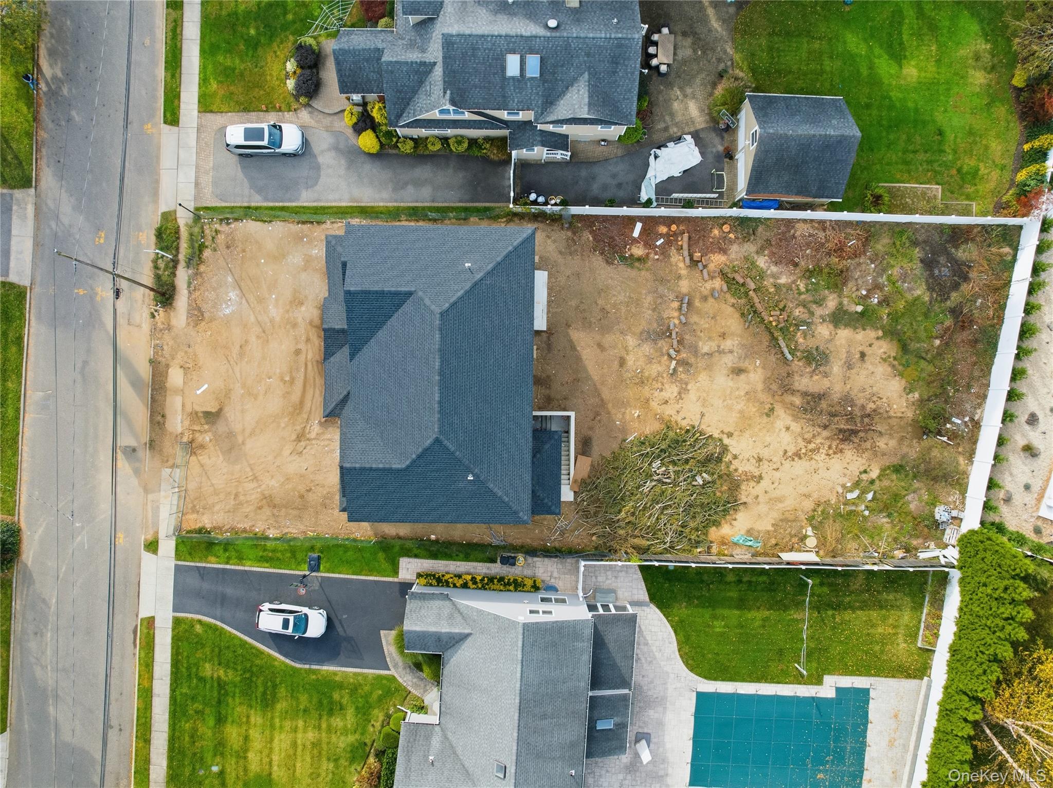 12 School House Lane