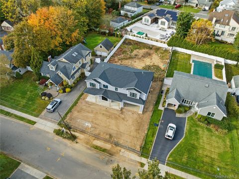 12 School House Lane Syosset NY 11791