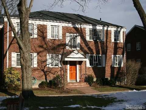 Homes For Sale - 26 Nathan Hale Drive #75A<br/> Huntington, NY 11743