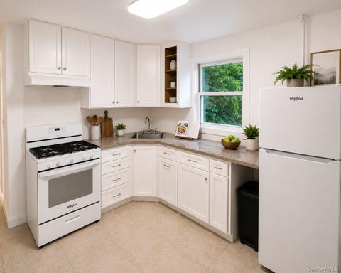 Apartment For Rent - 63 Elm Street St #1<br/> Staten Island, NY 10310