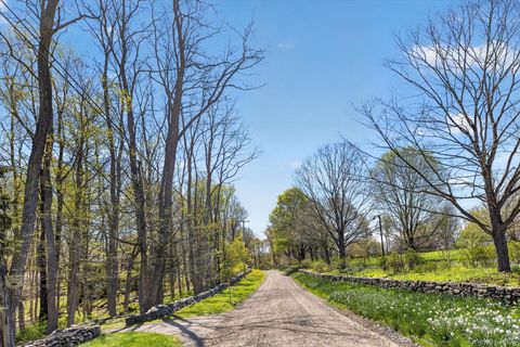 Tiny photo for 213 Vail Lane, North Salem, NY 10560 (MLS # 986322)
