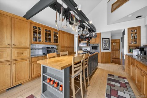 Tiny photo for 213 Vail Lane, North Salem, NY 10560 (MLS # 986322)
