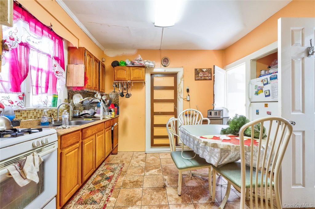 Photo of 19132 113th Avenue, Saint Albans, NY 11412 (MLS # 978532)