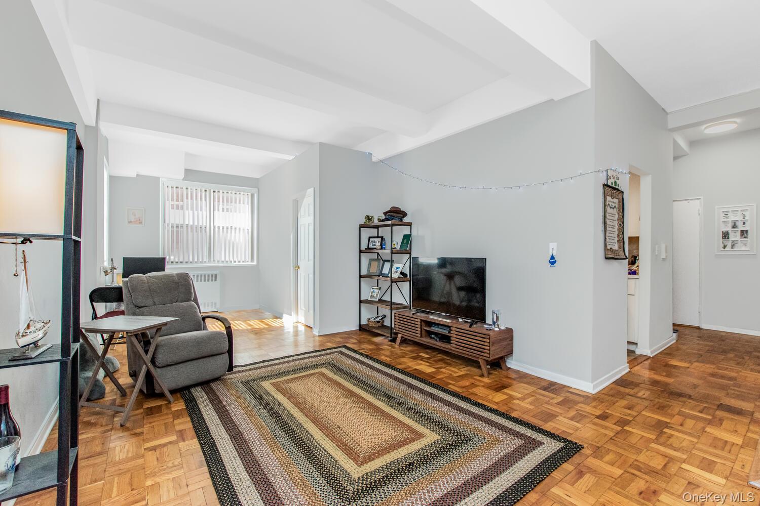 365 Bronx River Road LH