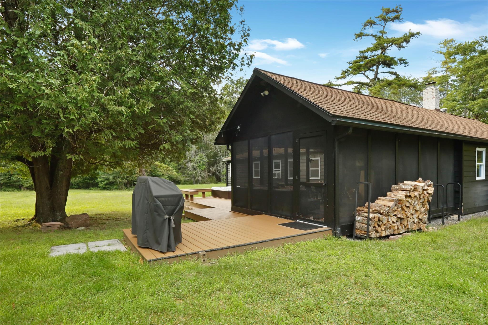 1338 Glasco Turnpike