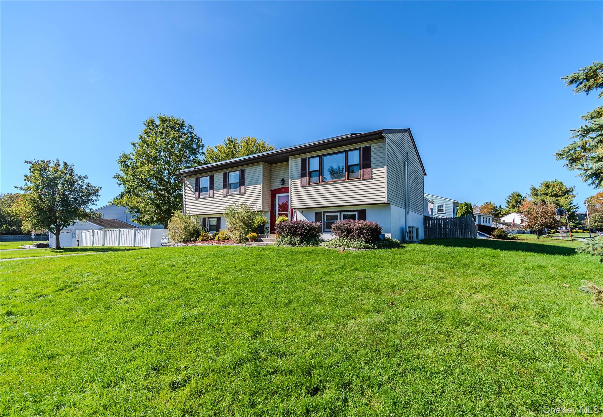 12 Winchester Way