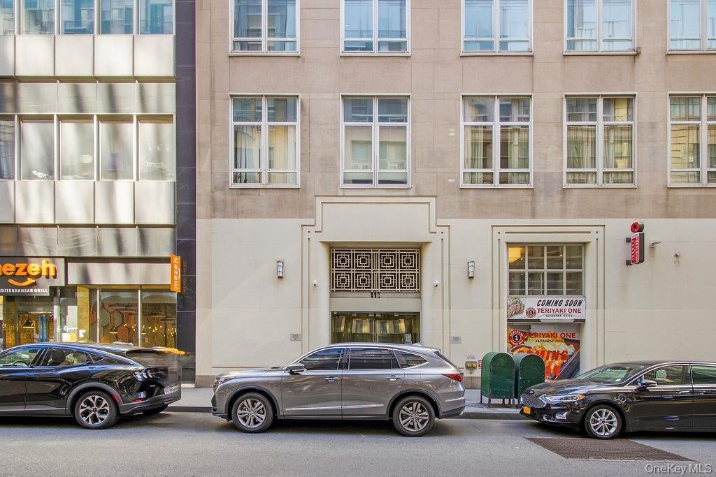 111 Fulton Street 613